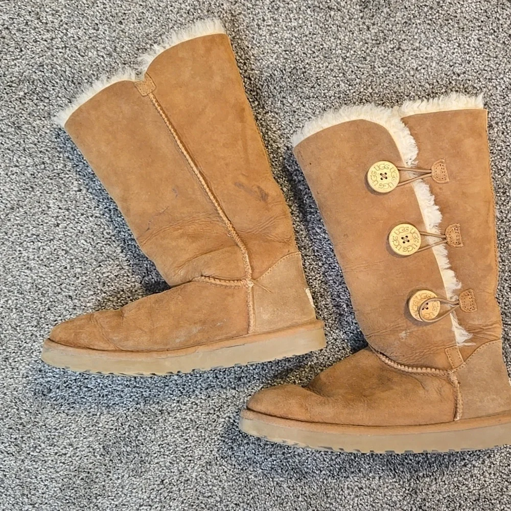 Ugg Australia Women's 1873 Bailey ButtonShearling Button Boot Leather Shoes Sz 7